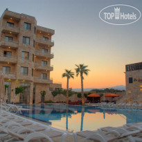 Ramada Resort Dead Sea