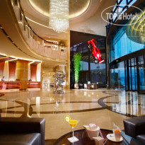 Renaissance Chengdu Hotel 