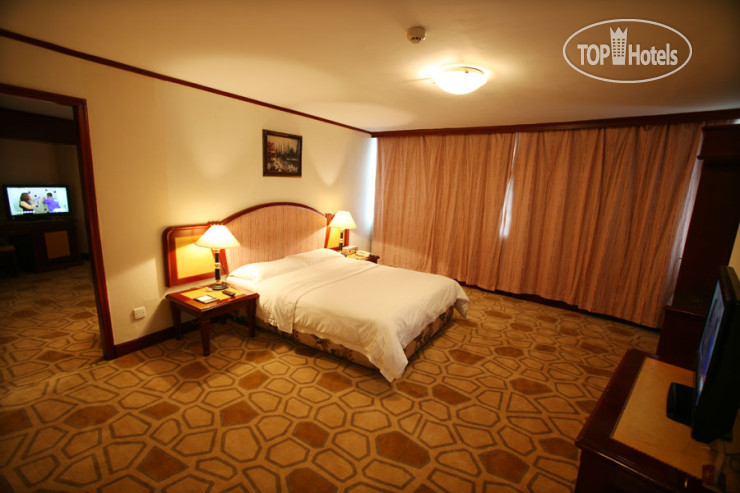 Hotel photo Yunlong Hotel 3*