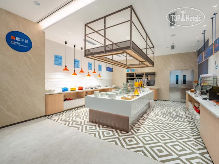 Hotelier's photos Holiday Inn Express Chengdu Tianfu Square