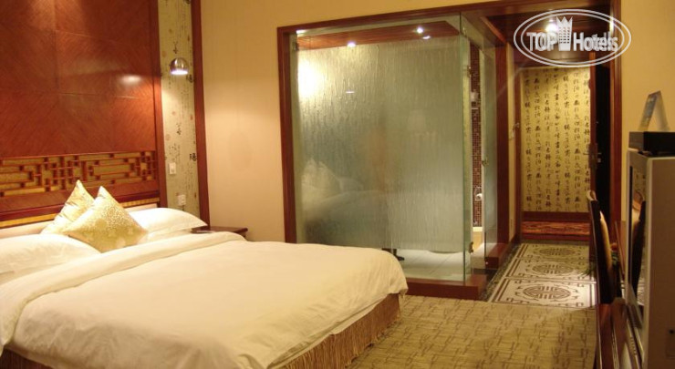 New photos from tourists Kunming Golden Spring 4*