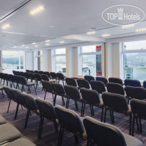 Holiday Inn Express Hong Kong Soho Актовый зал