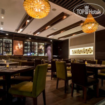 Holiday Inn Express Hong Kong Soho Бар