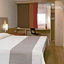 Ibis Dalian Sanba