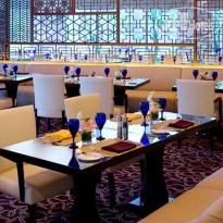 Marriott Ningbo River Cafe