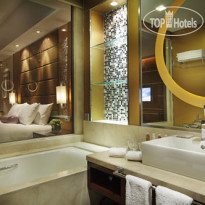 Crowne Plaza Yantai Sea View 