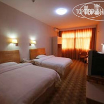 Super 8 Longyan Fa Zhan Plaza 