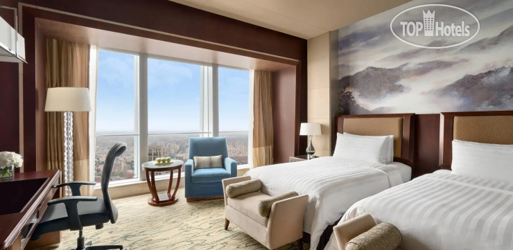 Shangri-La China World Summit Wing