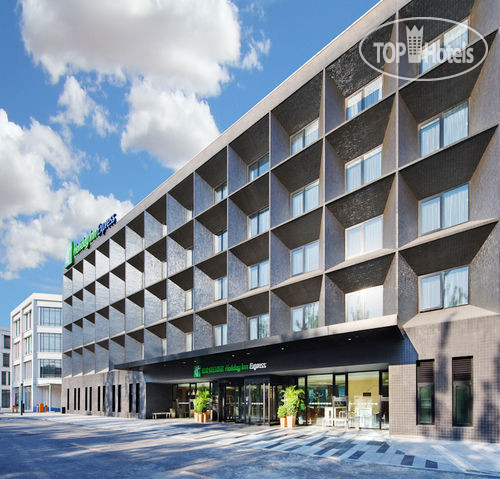 Hotelier's photos Holiday Inn Express Beijing Airport Zone 3*