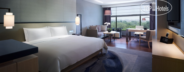 Hotelier's photos New World Beijing Hotel 5*