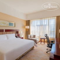 Yulong International Hotel 