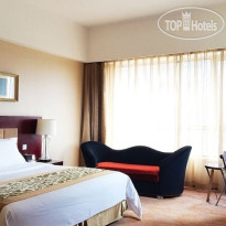 Yulong International Hotel 