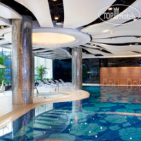 Four Points by Sheraton Beijing Haidian Крытый бассейн