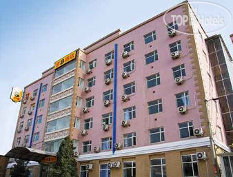 Hotelier's photos Super 8 Hotel Beijing Guo Mao 3*