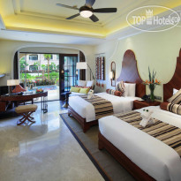Wyndham Grand Plaza Royale Hainan Longmu Bay 