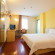 7Days Inn Sanya Pedestrain Street Food Square 