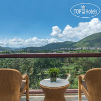 Mangrove Tree Resort 