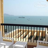 Sanya Golden Phoenix Sea View Hotel 