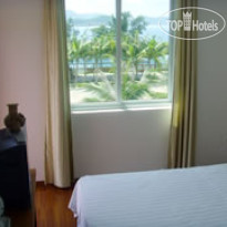 Sunny Sanya Family Inn