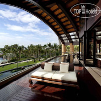 Pullman Oceanview Sanya Bay Resort & Spa 