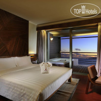 Pullman Oceanview Sanya Bay Resort & Spa 