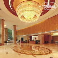Yuexiu Hotel Guangzhou, Curio Collection by Hilton Вестибюль