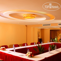 Embassy Suite Hotel 