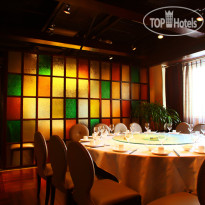 Embassy Suite Hotel 