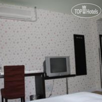 Shanghai Chenlong Business Hotel