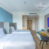Holiday Inn Express Shanghai Pudong Airport by IHG 