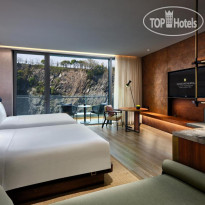 Intercontinental Shanghai Wonderland 