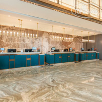 Auto City Ruili Hotel 