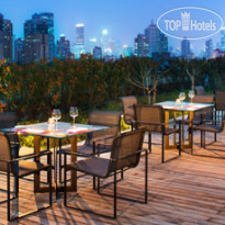 HUALUXE Shanghai Twelve At Hengshan, an IHG Hotel 