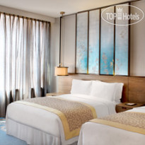 HUALUXE Shanghai Twelve At Hengshan, an IHG Hotel 