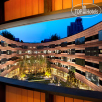 HUALUXE Shanghai Twelve At Hengshan, an IHG Hotel 