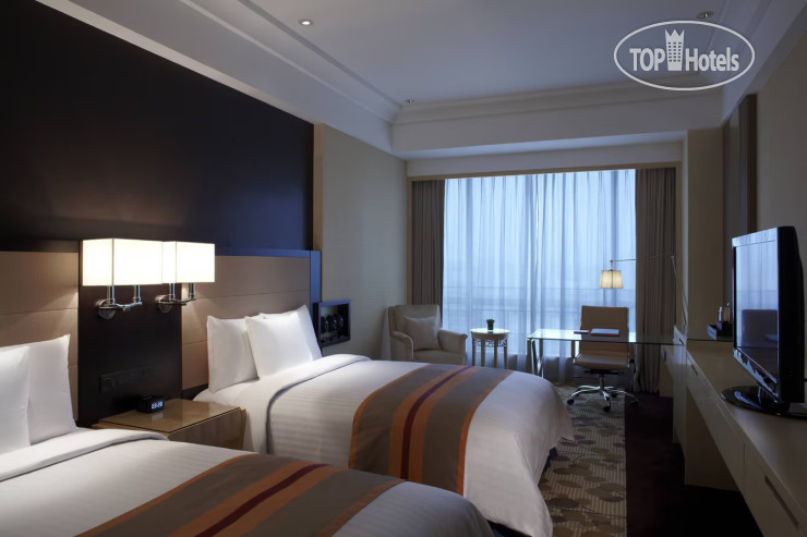 Hotelier's photos Courtyard by Marriott Shanghai Central 4*