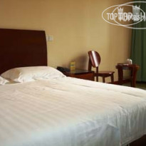 Super 8 Shanghai Red House 