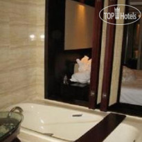 West Lake Hillview International 