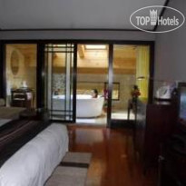 West Lake Hillview International 