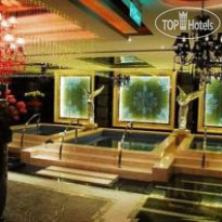 West Lake Hillview International 