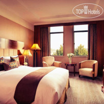 Grand Mercure on Renmin Square 
