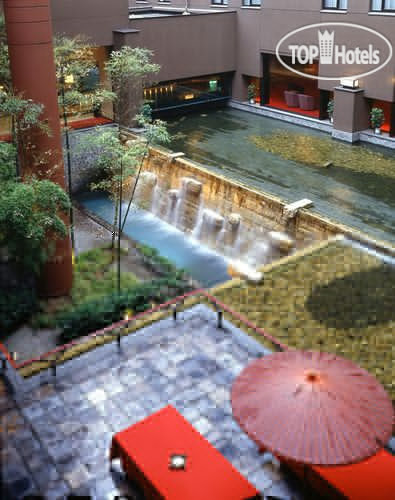 New photos from tourists Kyoto Tower 3*