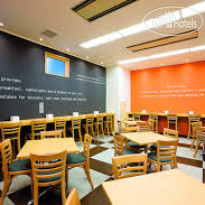 The B Hakata 