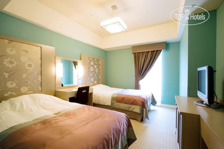 New photos from tourists Monterey Hanzomon 4*
