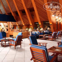 Victoria Beachcomber Resort & Spa