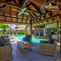 Mythic Suites & Villas