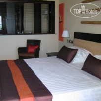Pearle Beach
