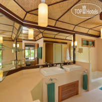 Angaga Island Resort & SPA