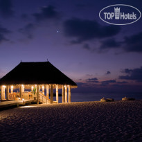 Coco Palm Dhuni Kolhu Lagoon Bar