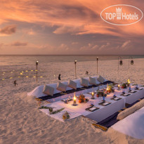 Kudadoo Maldives Private Island by Hurawalhi